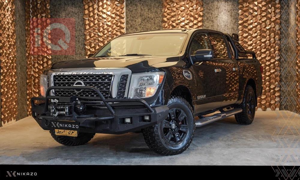 نیسان تایتان